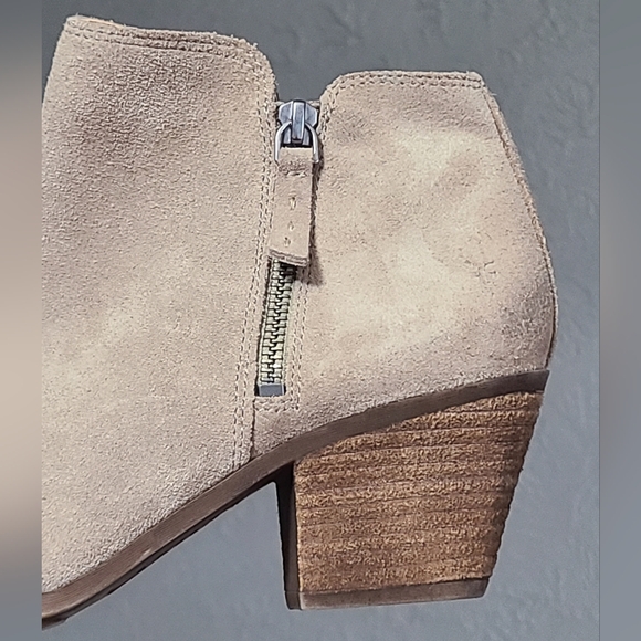 Frye Judith Double Zip Ankle Bootie  - 8.5 - Ash - NEW!!!! - Picture 1 of 12